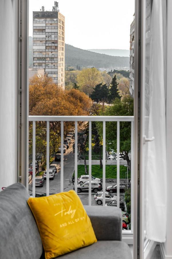 Luxury Apartment Sandra Split Exterior photo