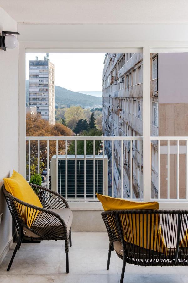 Luxury Apartment Sandra Split Exterior photo